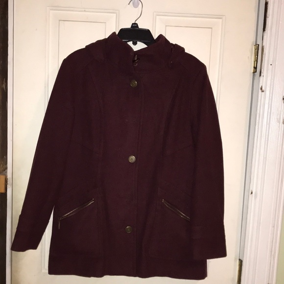 Coat - Picture 1 of 6